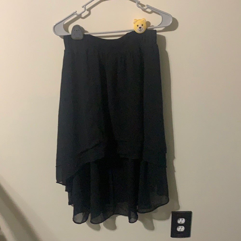 Black skirt, it’s for etc places is so wonderful!